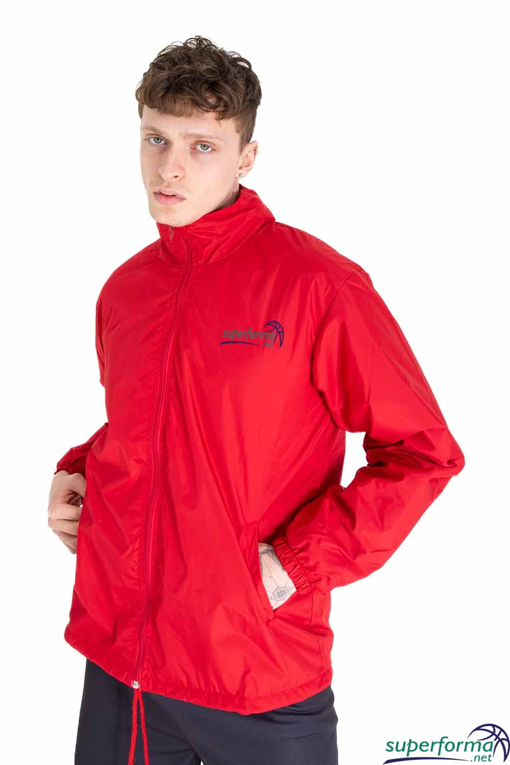 Kırmızı Yağmurluk